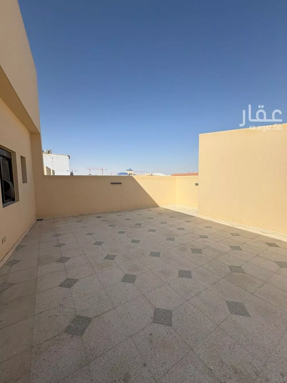 شقة 4 غرف في النخيل 16