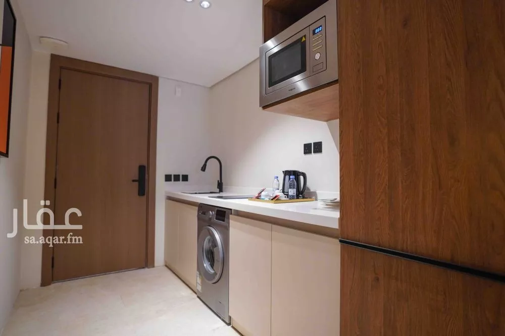 شقة 1 غرف في العقيق 5