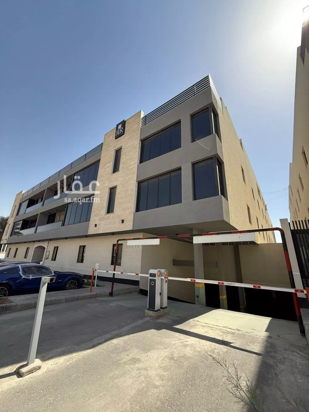 شقة 3 غرف في الملقا 8