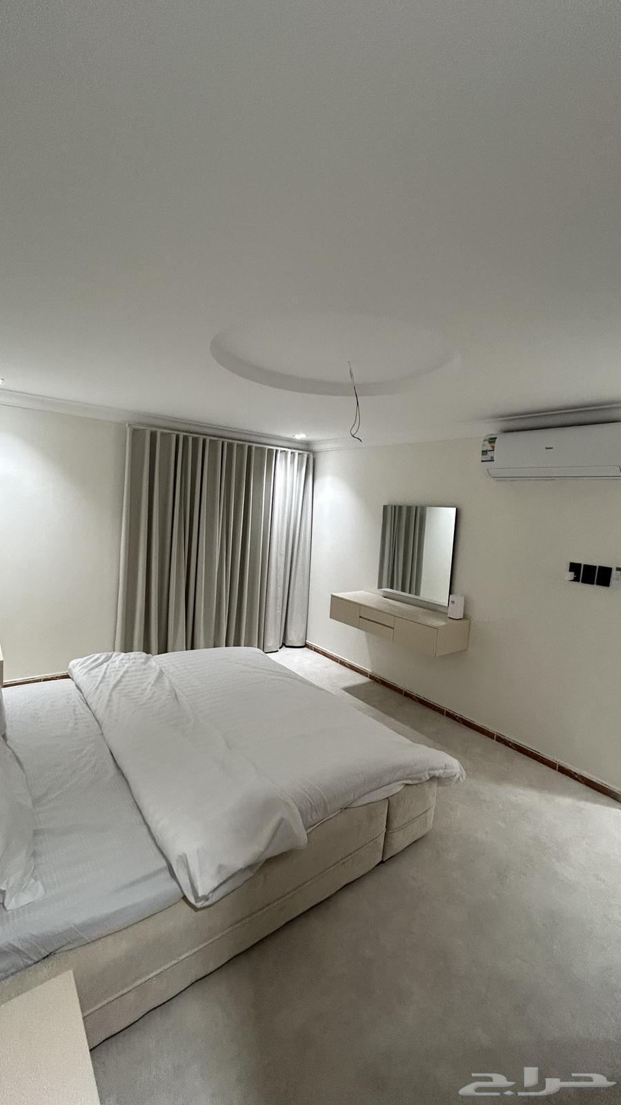 شقة 2 غرف في الواحة 5