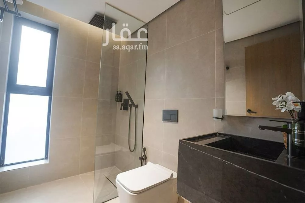 شقة 1 غرف في الملقا 6