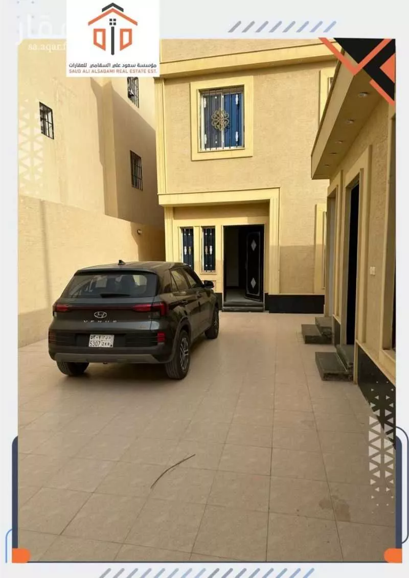 فيلا 5 غرف في عكاظ 4