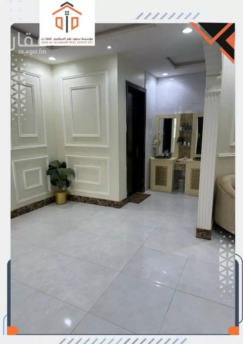 فيلا 5 غرف في عكاظ 8