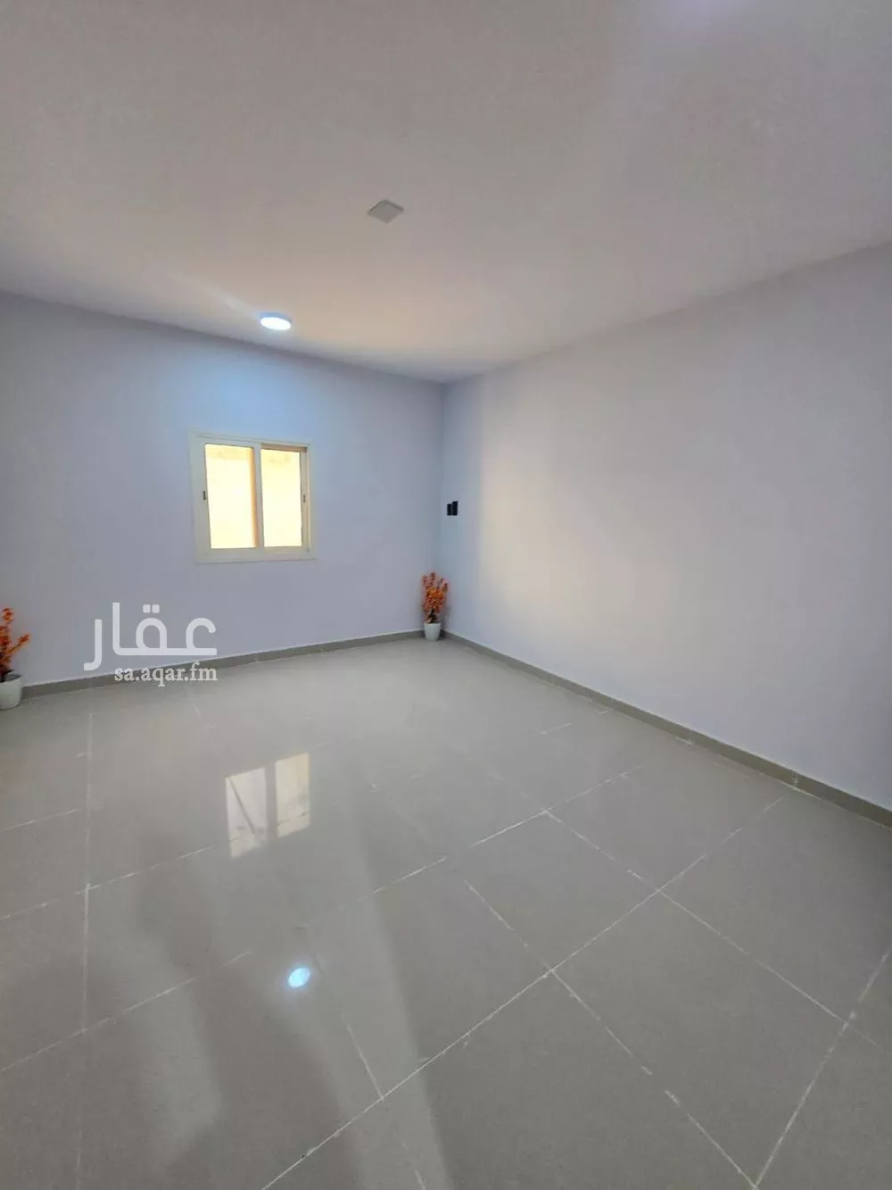 شقة 5 غرف في النور 25