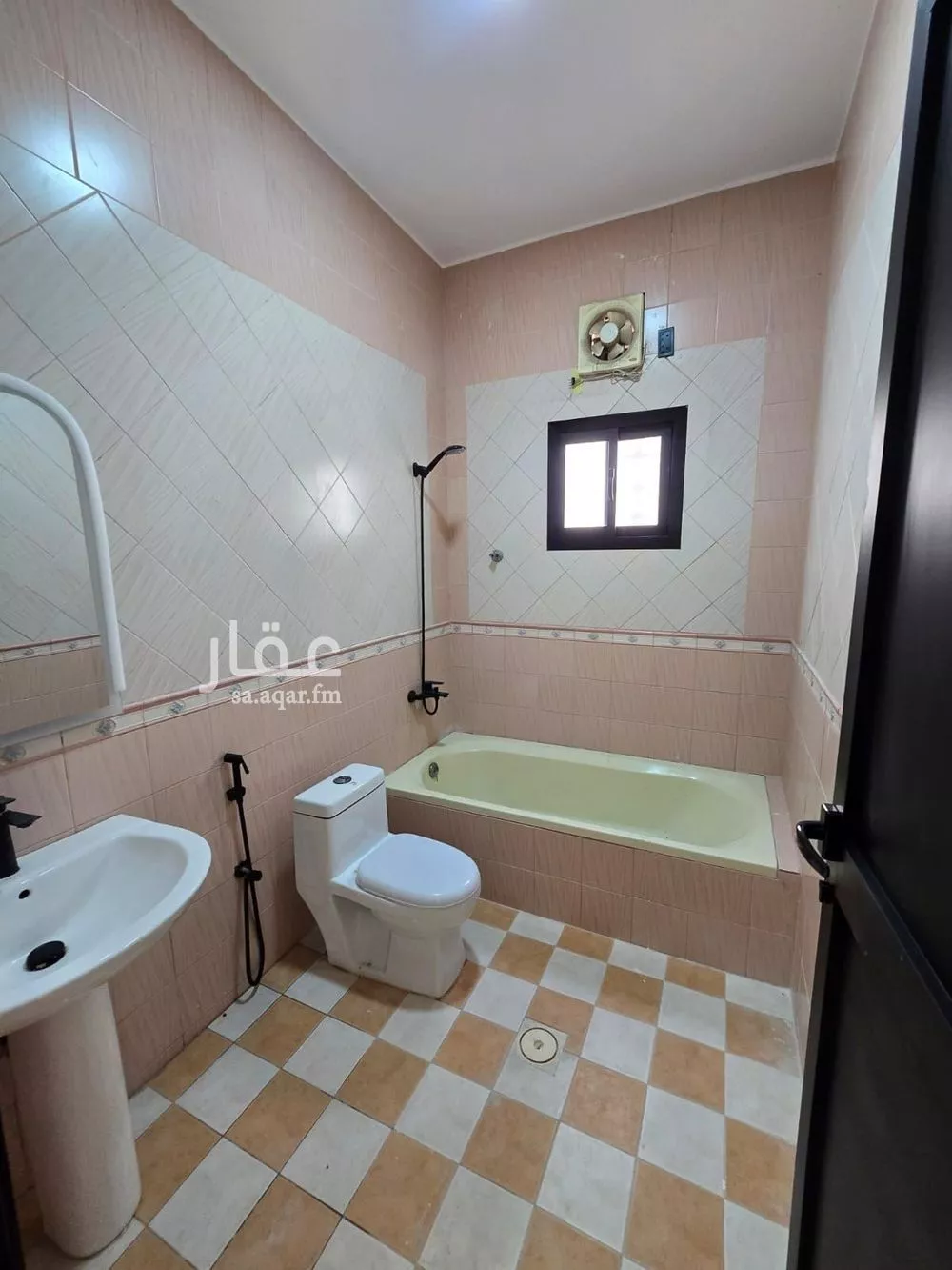 4 bedroom apartment in Taibah 19