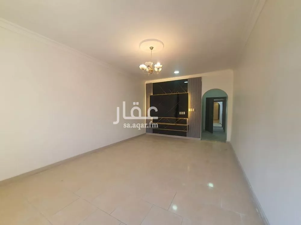 شقة 3 غرف في النور 4