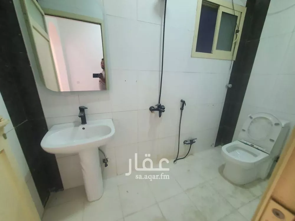 شقة 3 غرف في النور 9