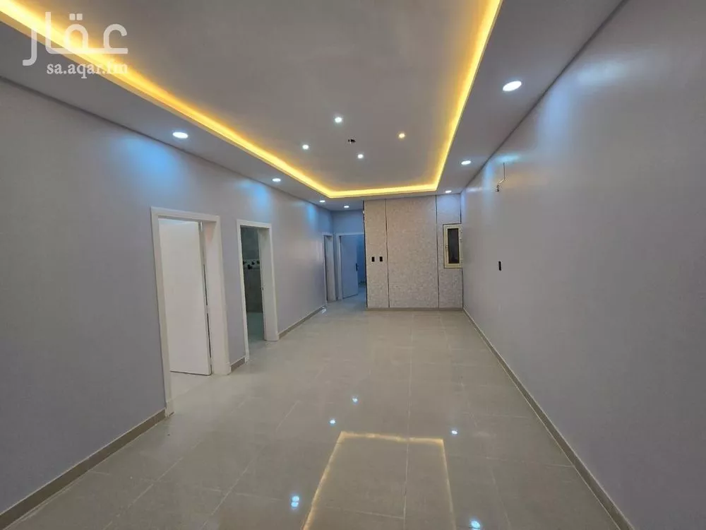 4 bedroom apartment in Dahiat King Fahd 2