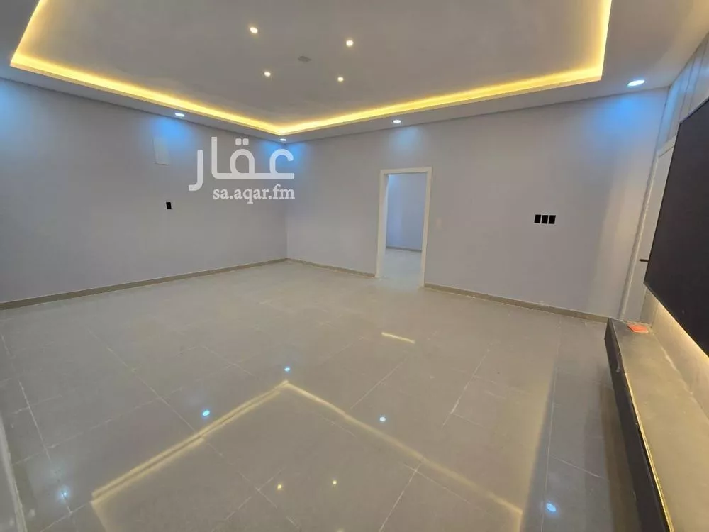 4 bedroom apartment in Dahiat King Fahd 12
