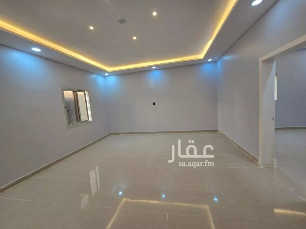 4 bedroom apartment in Dahiat King Fahd 6