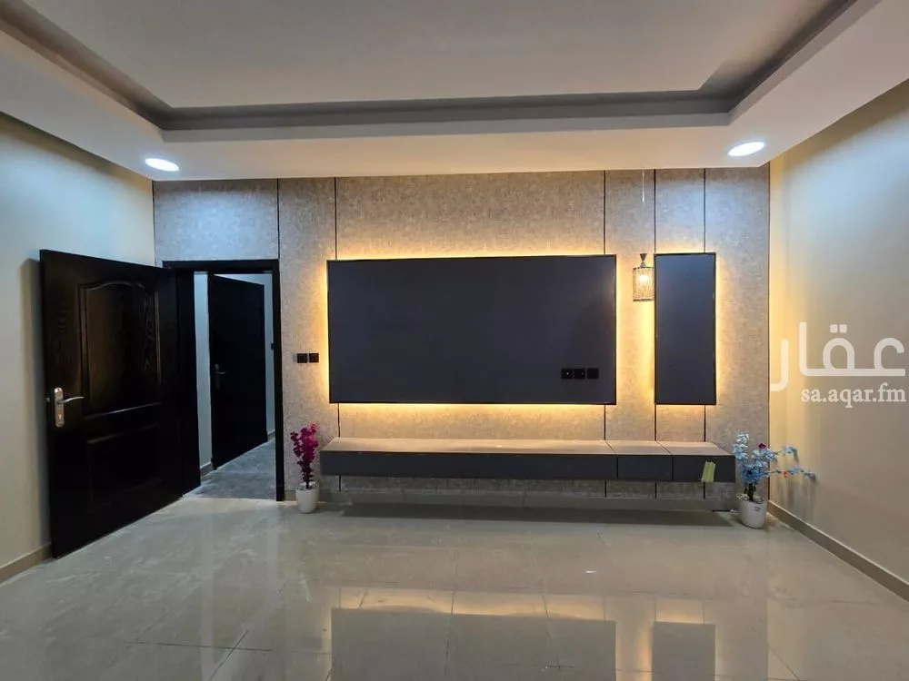 5 bedroom apartment in Ash Shulah 3