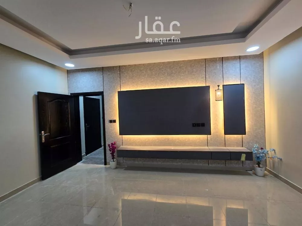 5 bedroom apartment in Ash Shulah 4