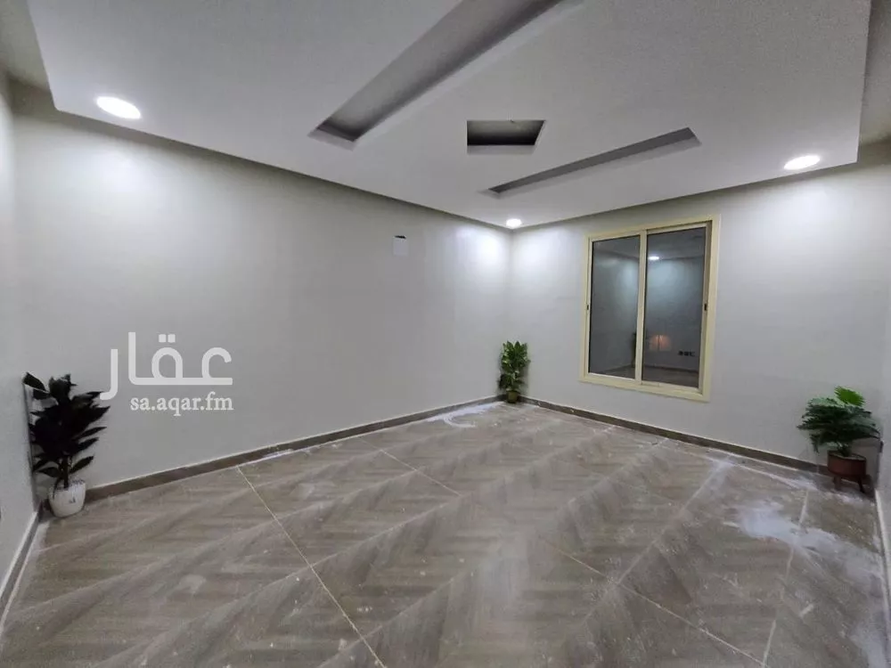 5 bedroom apartment in Ash Shulah 8