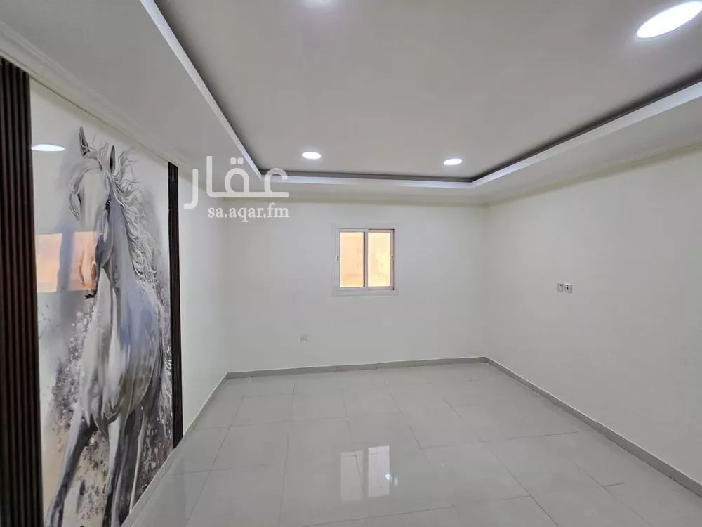 شقة 4 غرف في النور 18