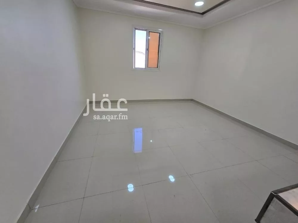 شقة 4 غرف في النور 23