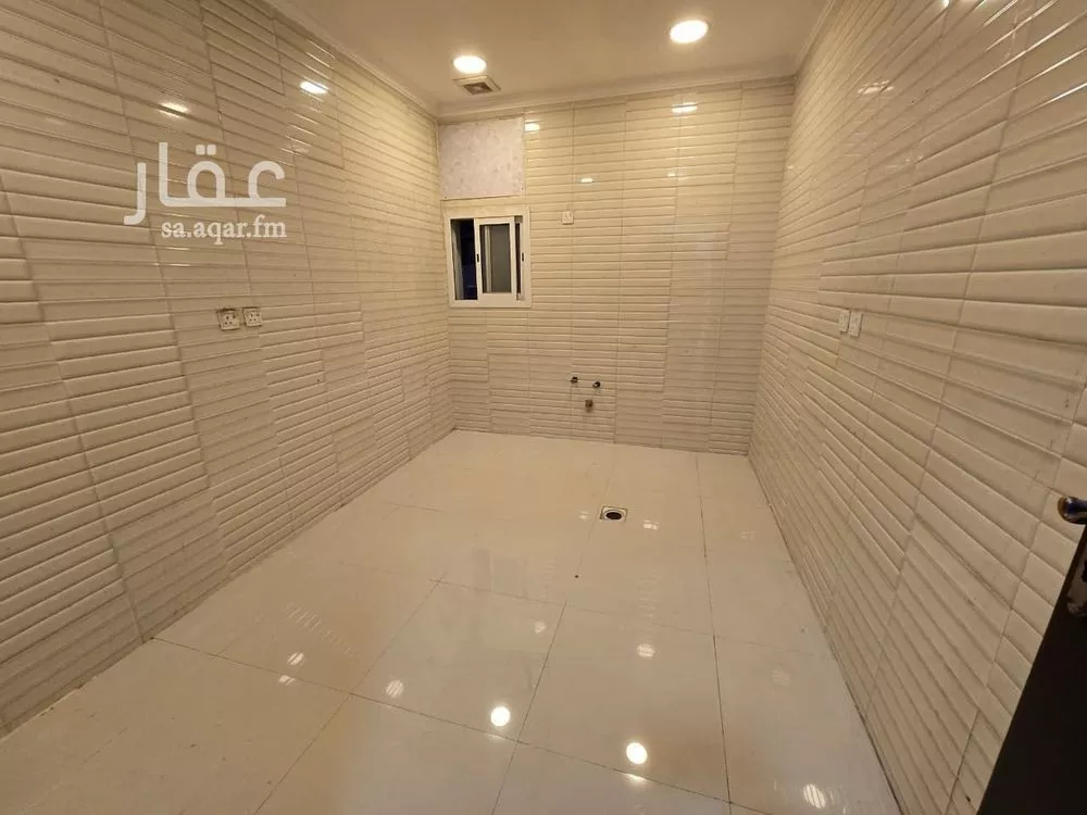 شقة 4 غرف في النور 6