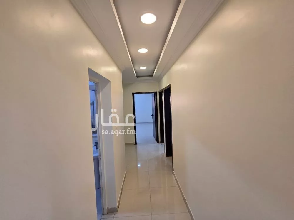 شقة 4 غرف في النور 9