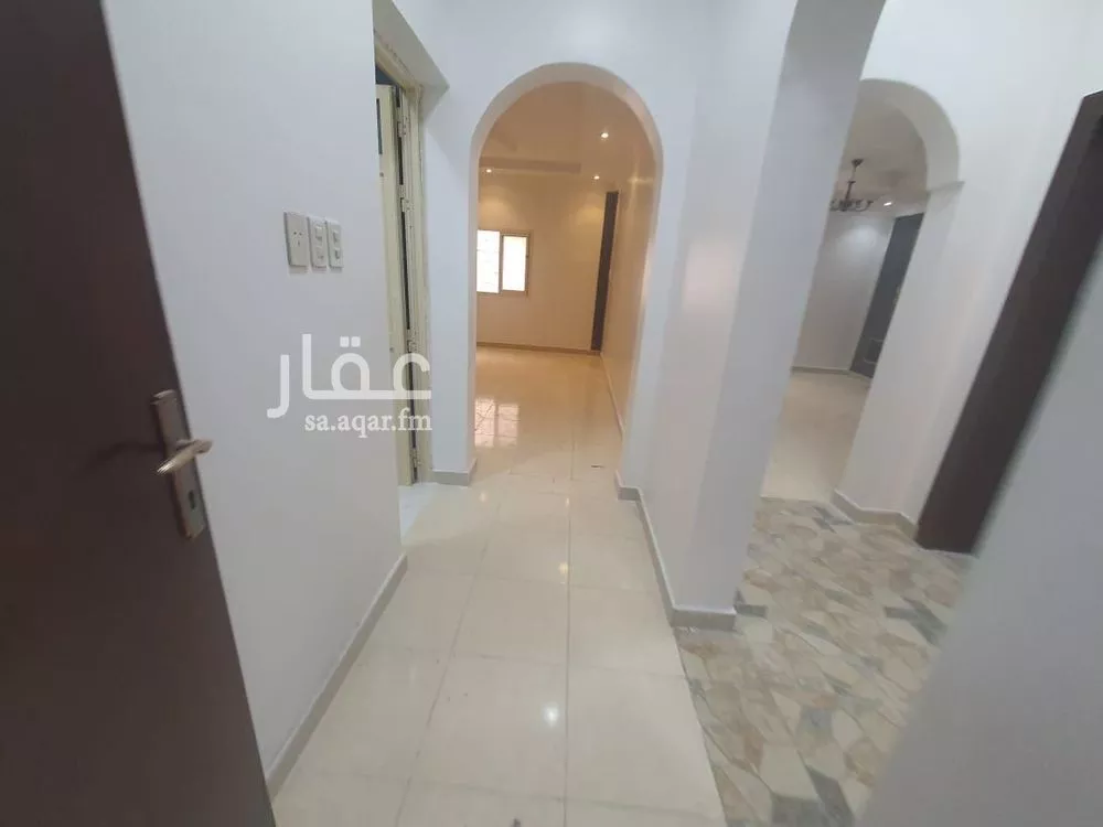 شقة 3 غرف في النور 20