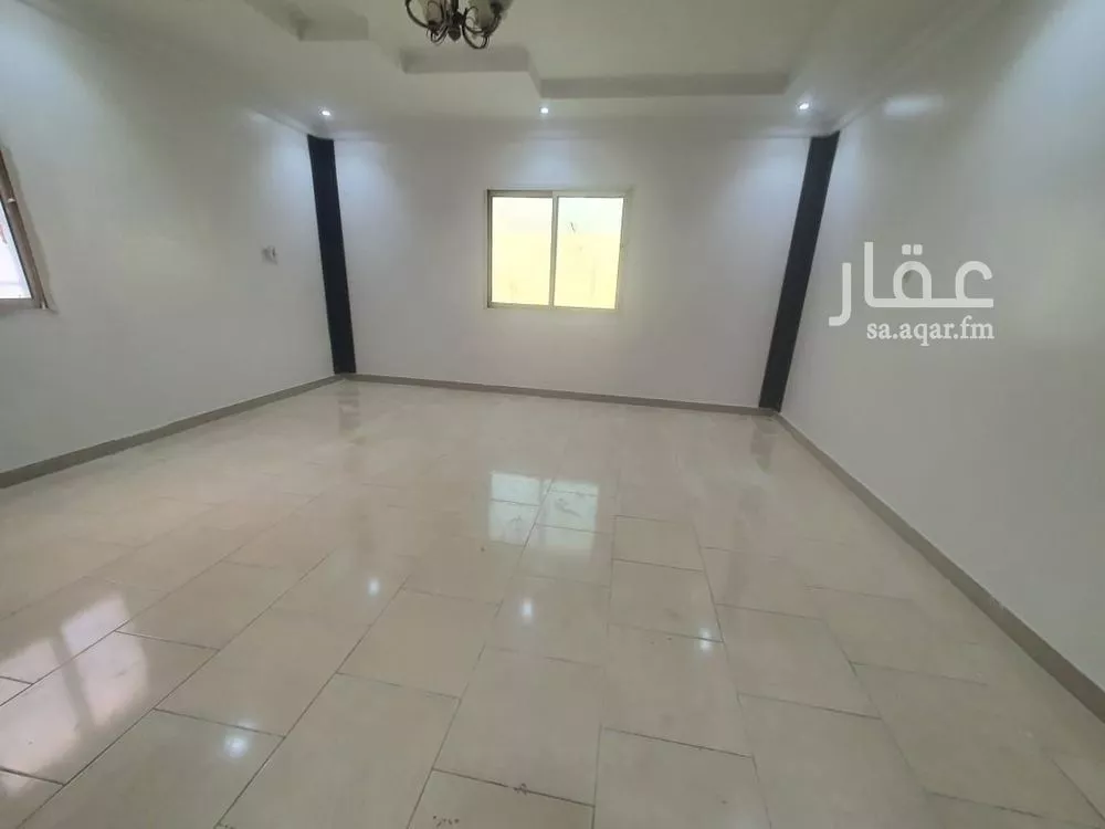 شقة 3 غرف في النور 10