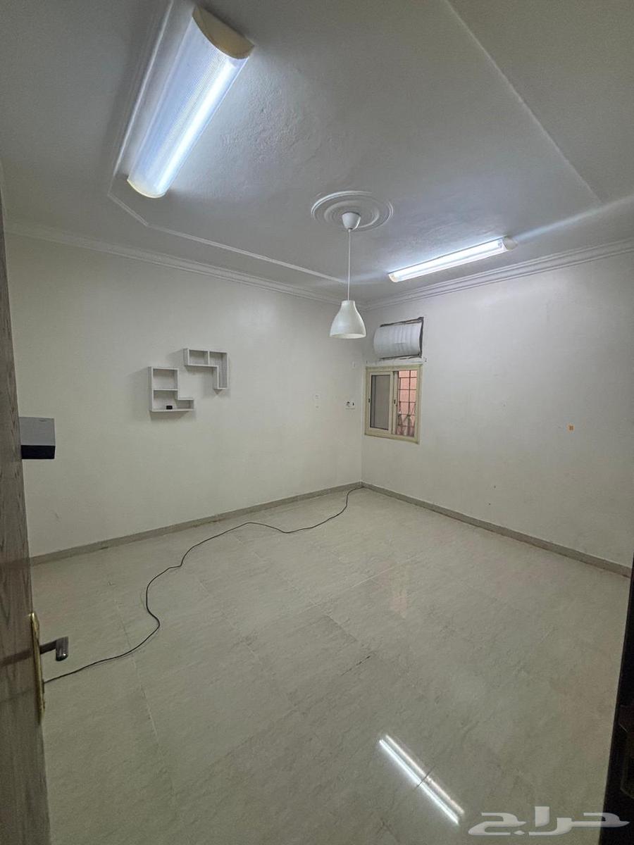 شقة 9 غرف في بدر 12