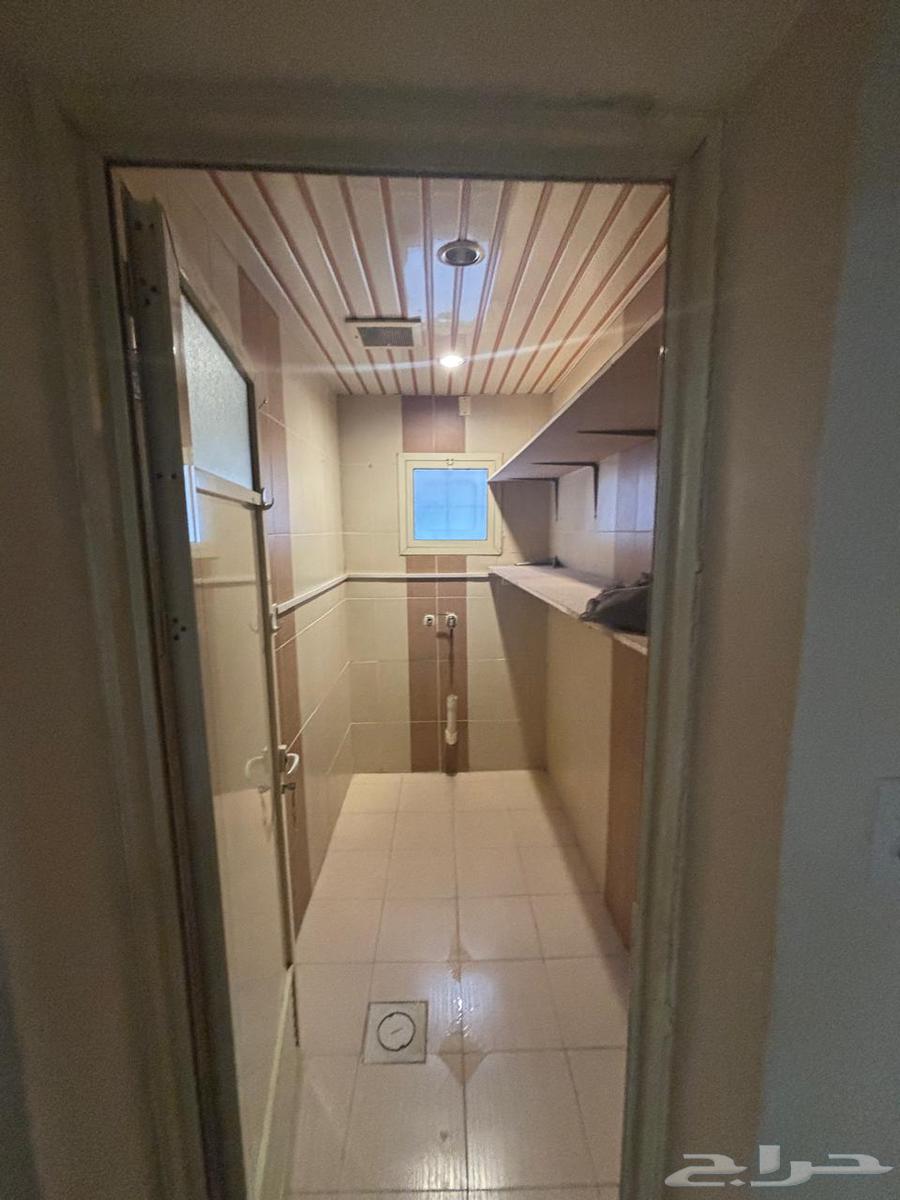 شقة 9 غرف في بدر 10