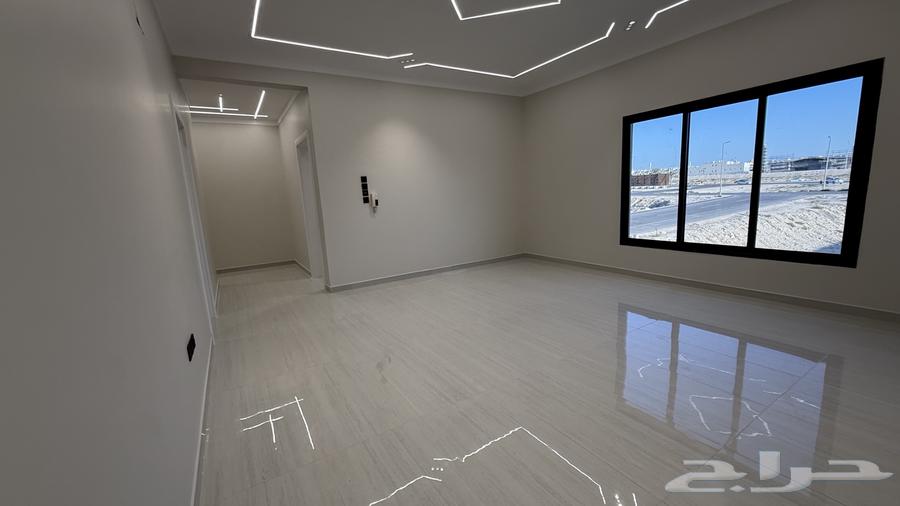 شقة 4 غرف في طيبة 5