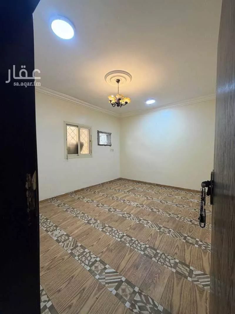 4 bedroom apartment in Dahiat King Fahd 12