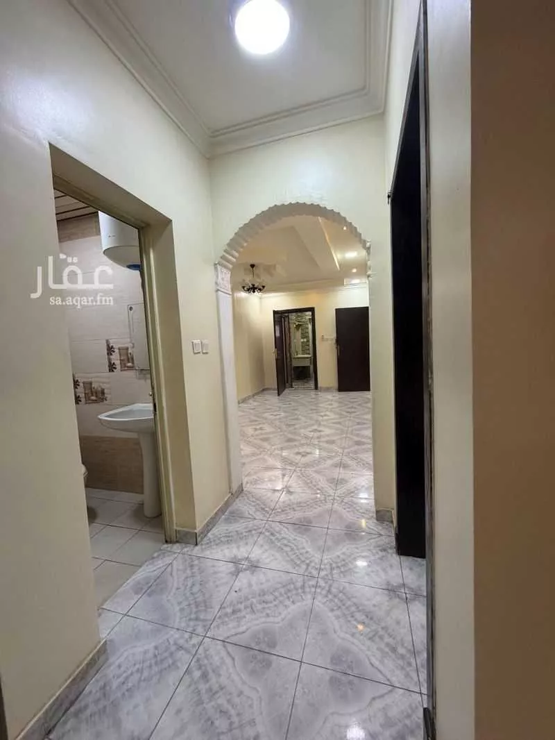 4 bedroom apartment in Dahiat King Fahd 13