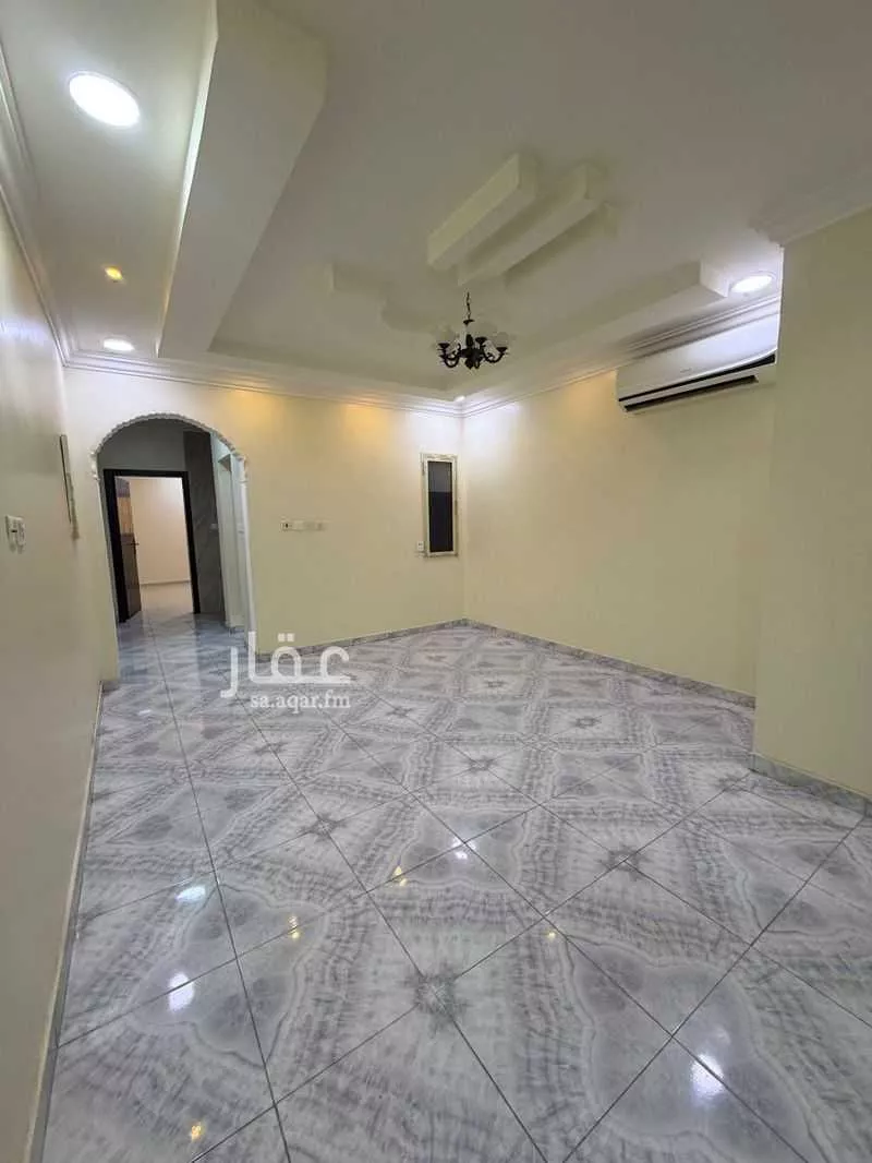 4 bedroom apartment in Dahiat King Fahd 3