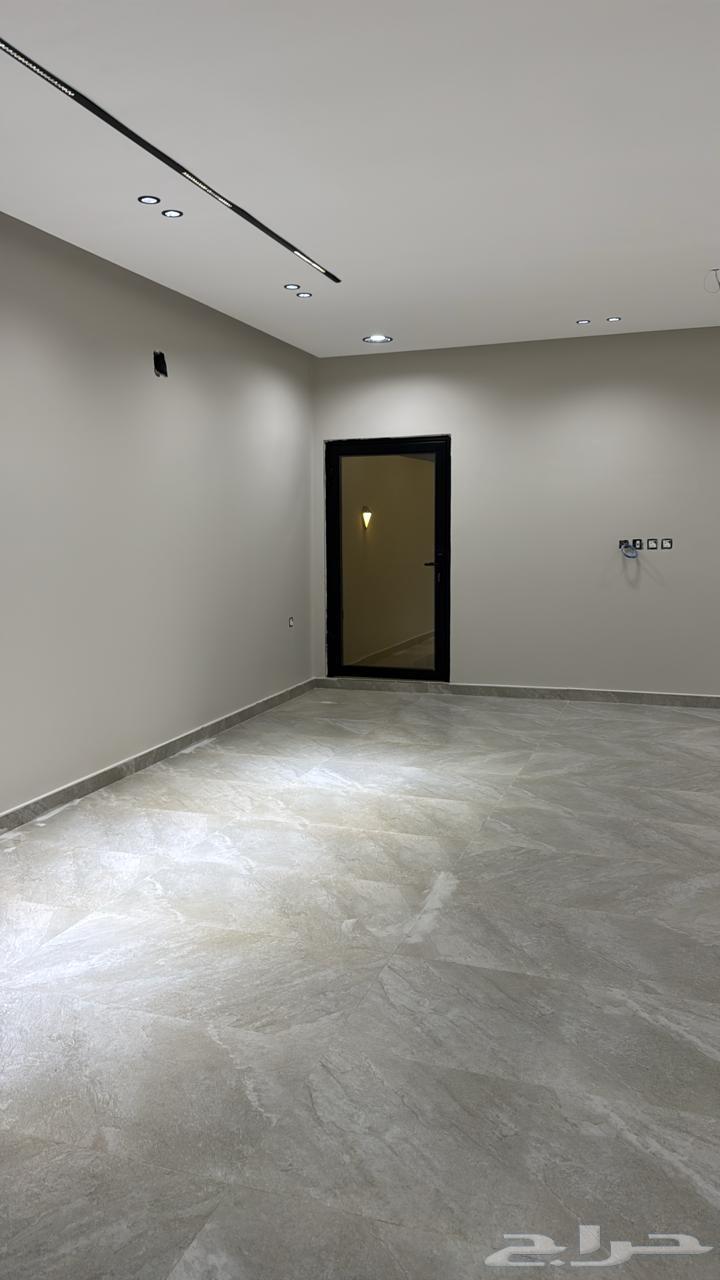 6 bedroom villa in Al Manar 5