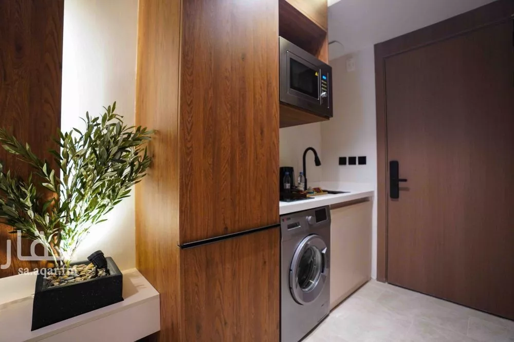 شقة 1 غرف في العقيق 5