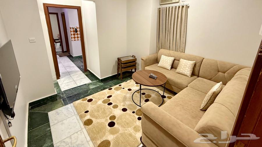 شقة 2 غرف في العزيزية 14