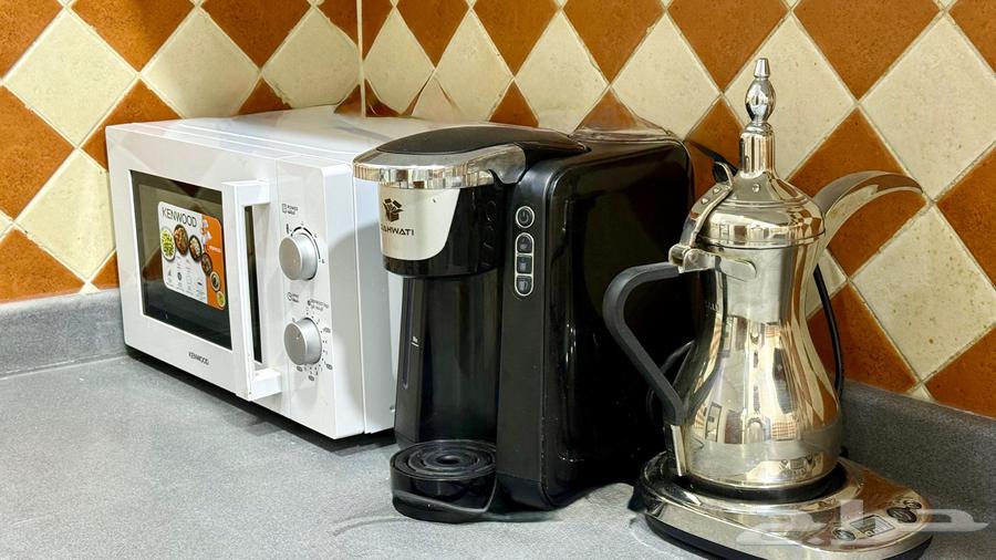 شقة 2 غرف في العزيزية 9