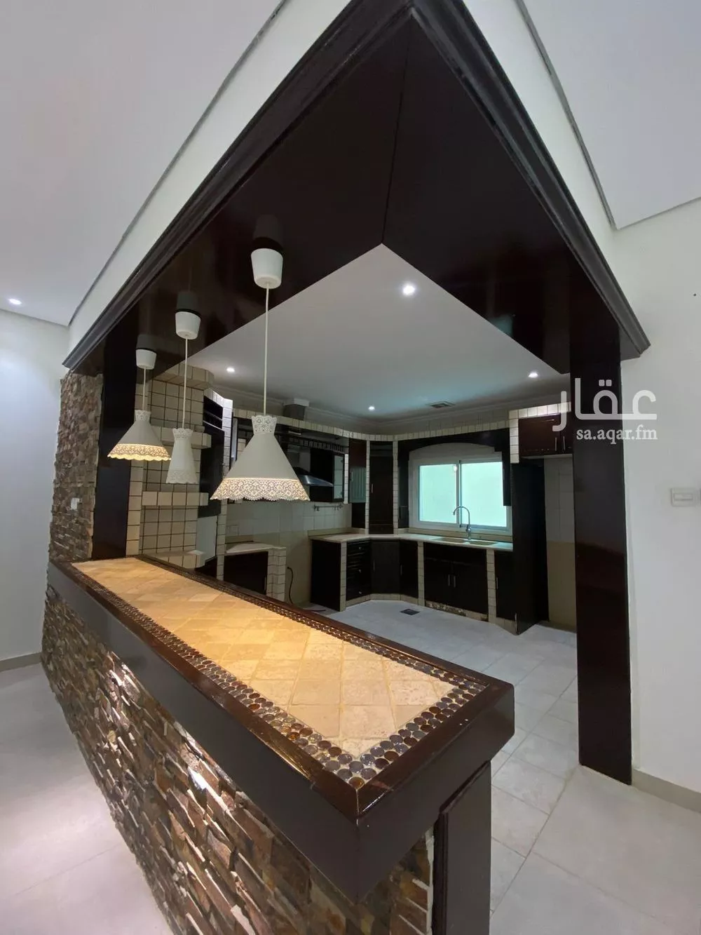 فيلا 4 غرف في الربيع 10