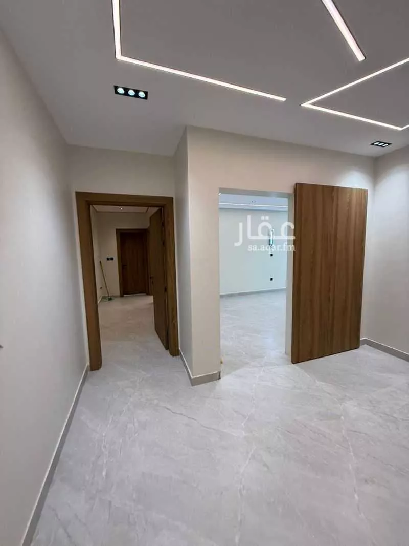5 bedroom apartment in Al Aziziyah 8