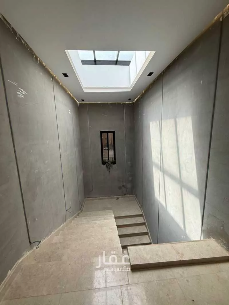 5 bedroom apartment in Al Aziziyah 9