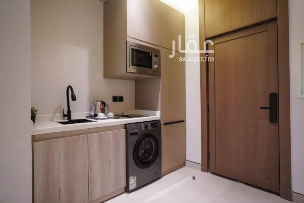 1 bedroom apartment in Al Mughrizat 6