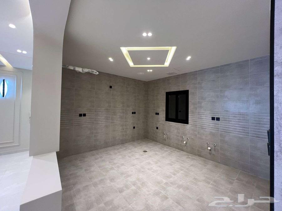 شقة 5 غرف في ولي العهد 20