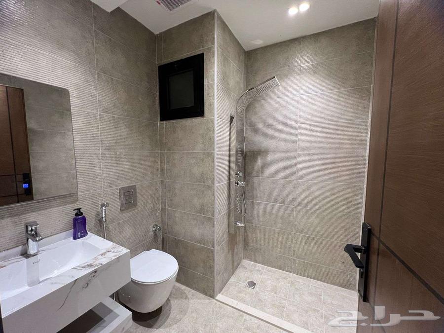 5 bedroom apartment in Al Shawqiyyah 6