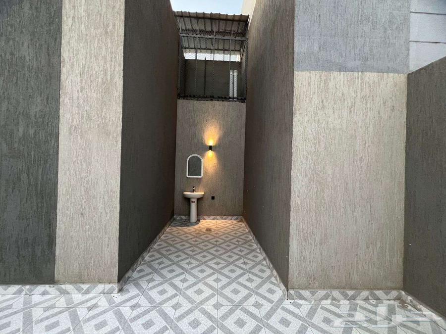 5 bedroom apartment in Al Shawqiyyah 17