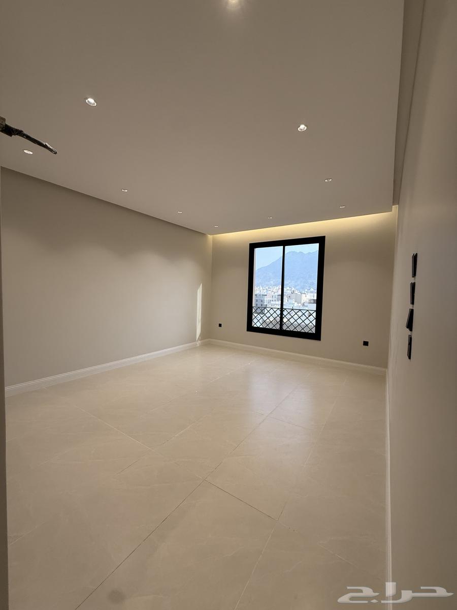 4 bedroom apartment in Batha Quraysh 2