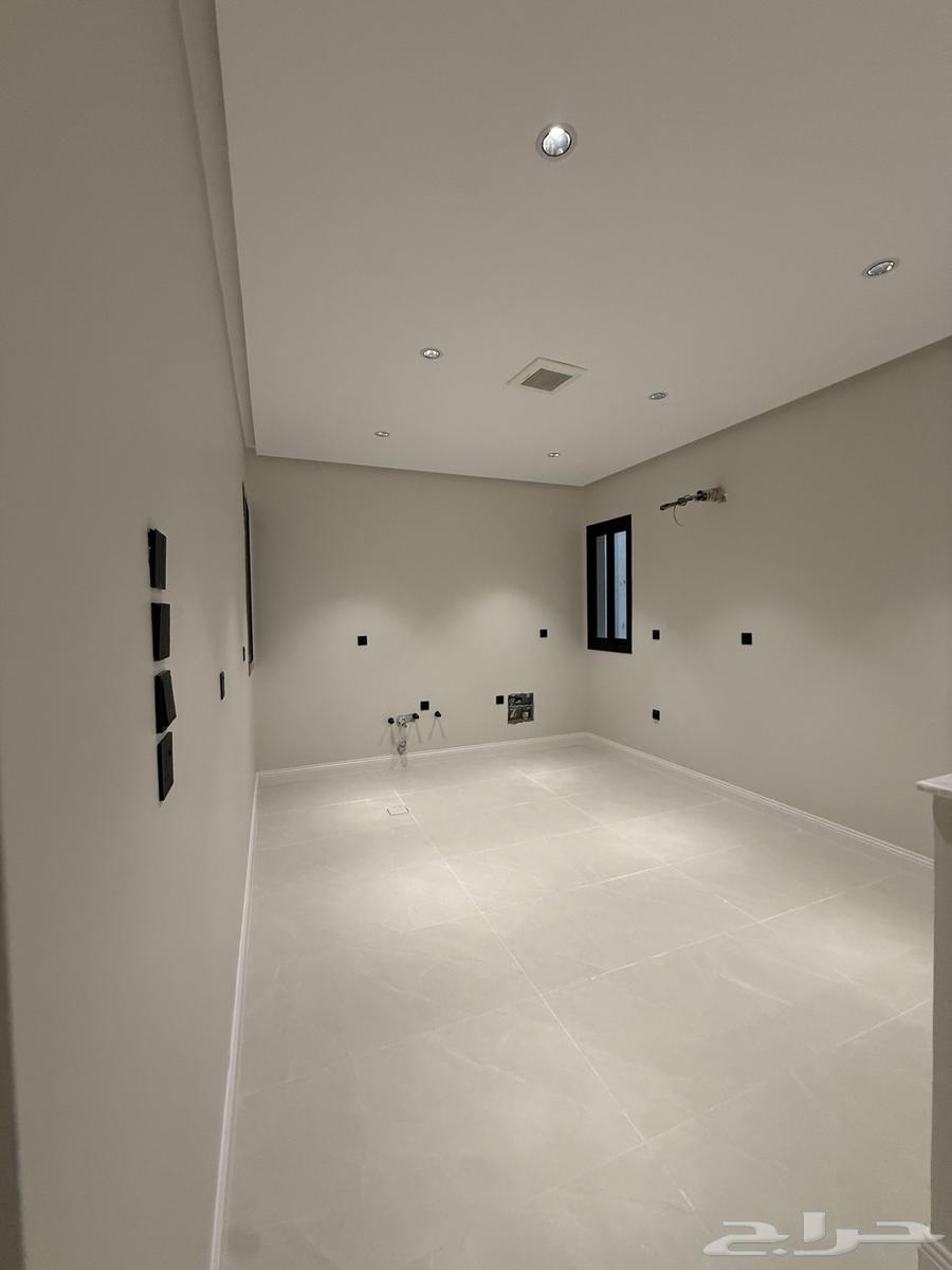 4 bedroom apartment in Batha Quraysh 12