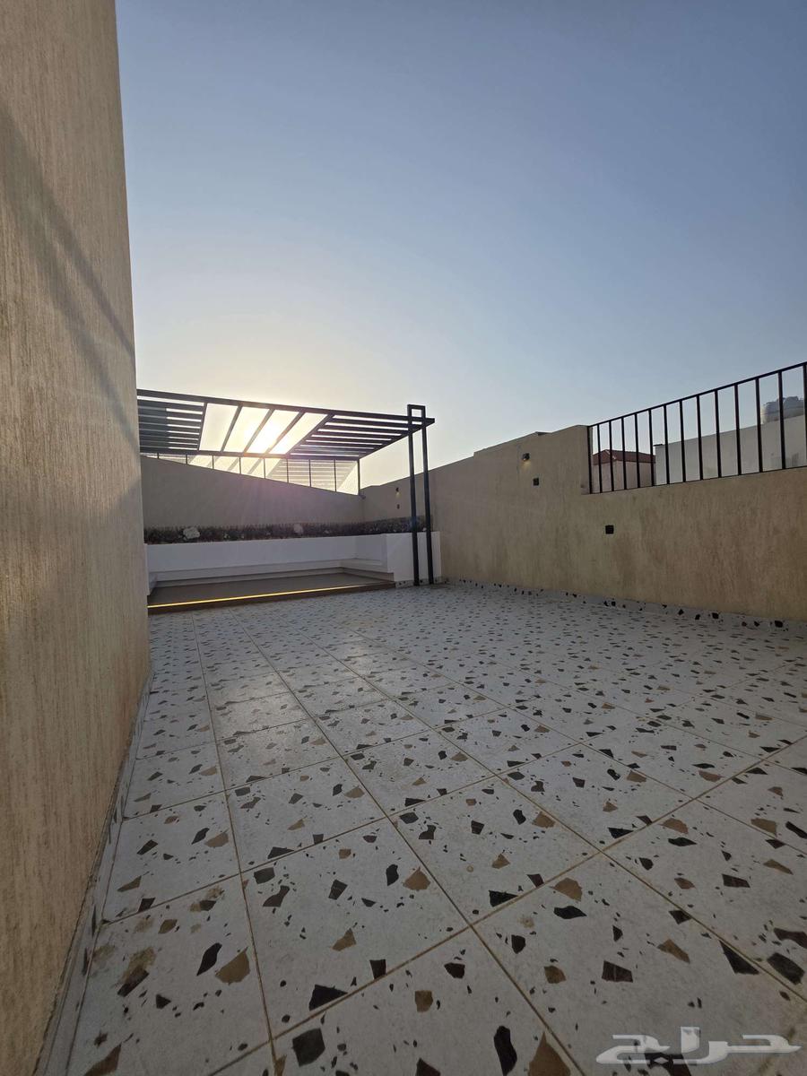 شقة 4 غرف في الشوقية 8