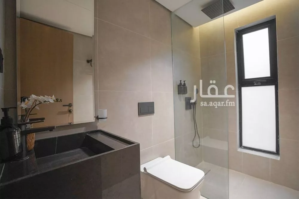 شقة 1 غرف في الملقا 8