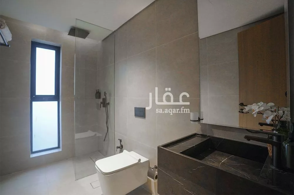 شقة 1 غرف في الملقا 7