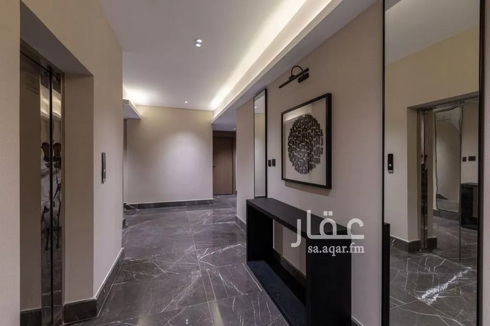 شقة 1 غرف في الملقا 8