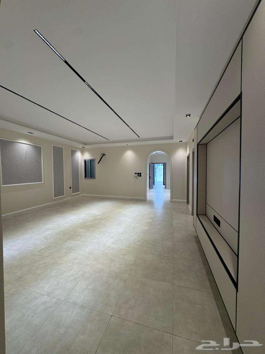 فيلا 9 غرف في ولي العهد 6