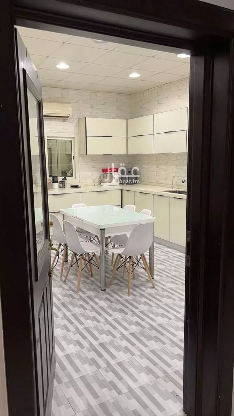 فيلا 11 غرف في البساتين 5