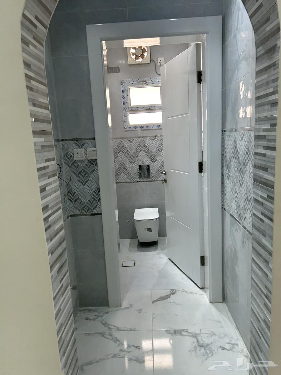 شقة 4 غرف في حرة الوبرة 5