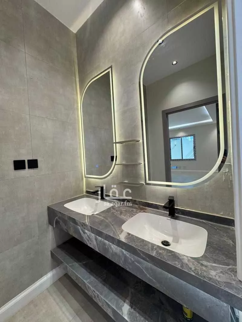 فيلا 9 غرف في الملك فهد 4